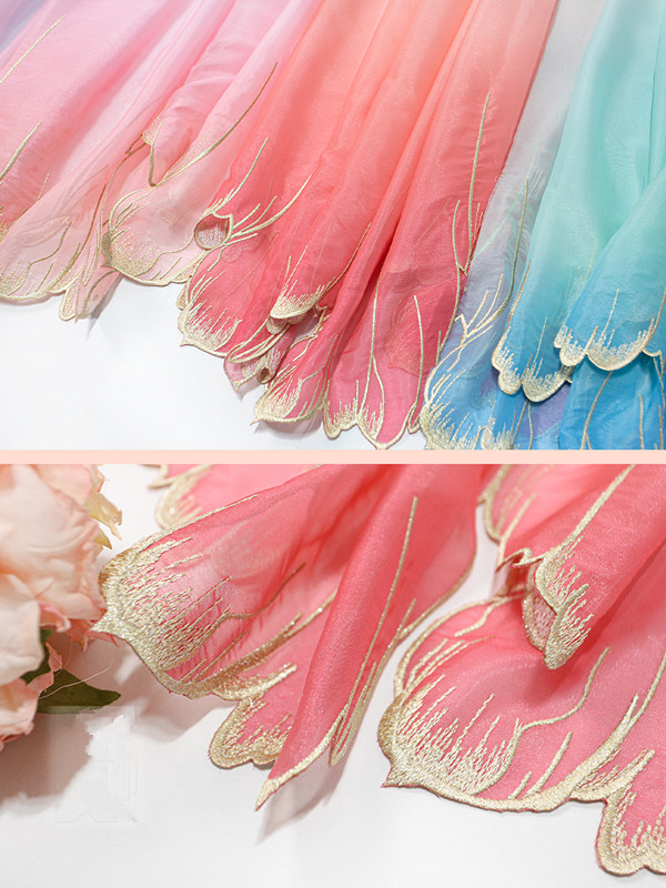 Embroidery Gradient - Tela suave bordada de color verde