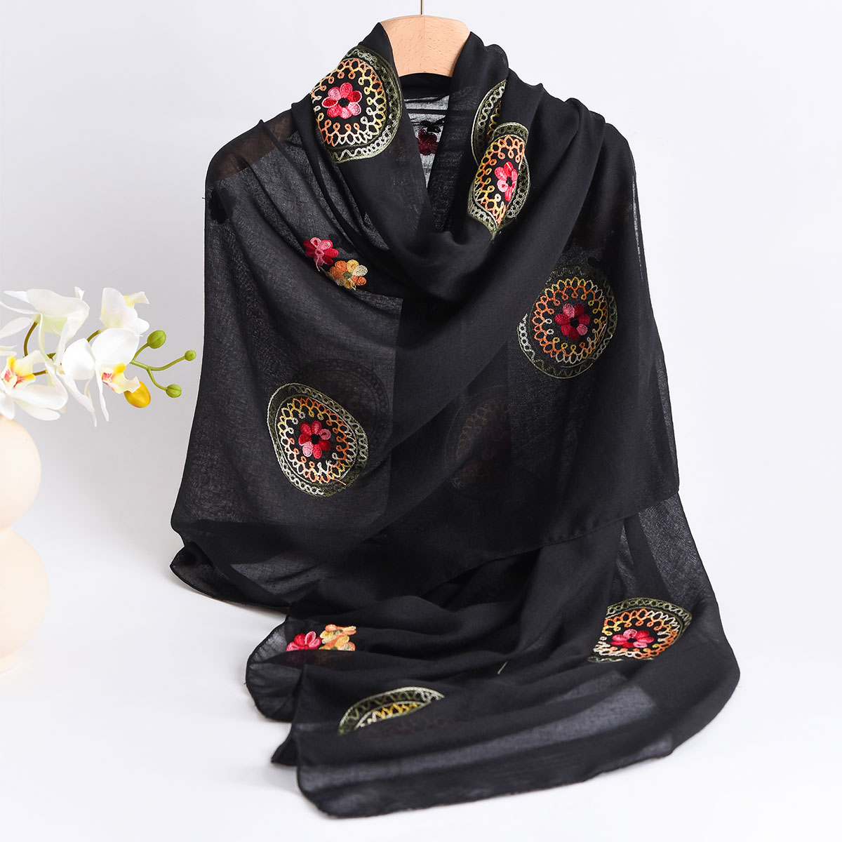 Novedad de verano, bufanda bor - Embroidery Shawl reseña y precio