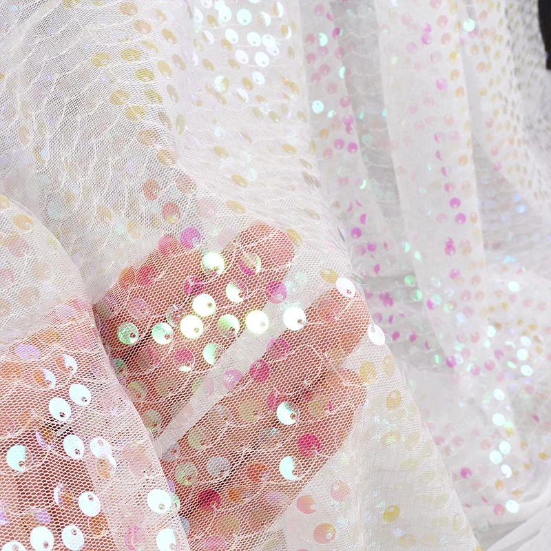 Tela bordada de lentejuelas de - Embroidery Gradient reseña y precio